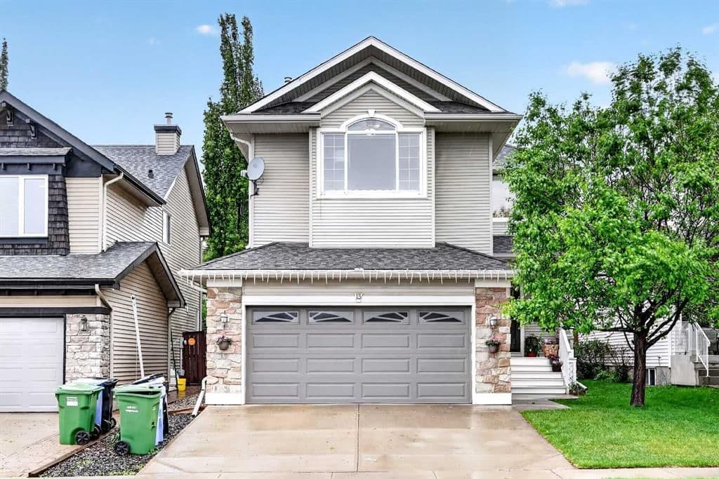 Sold property in Cougar Ridge