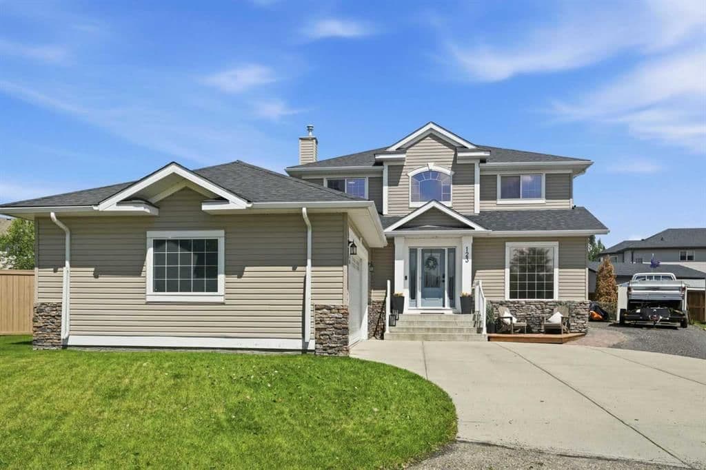 Sold property in Canals