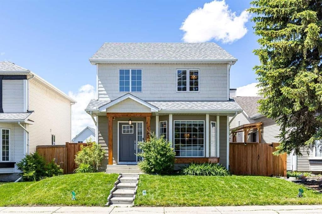 Sold property in McKenzie Lake