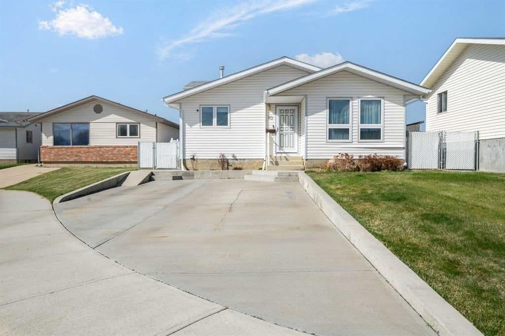 Sold property in Ross Glen