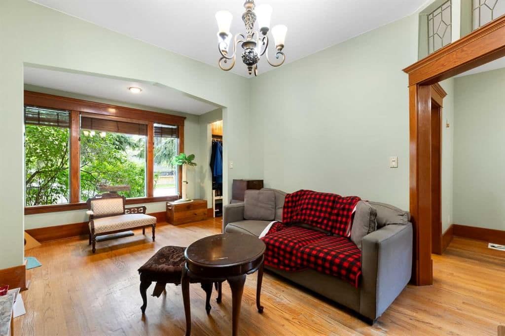 Sold property in Renfrew