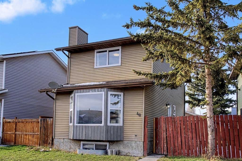 Sold property in Whitehorn