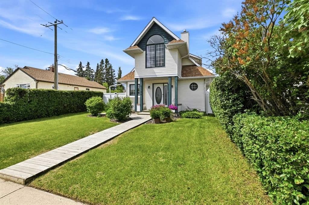 Sold property in Downtown Lacombe