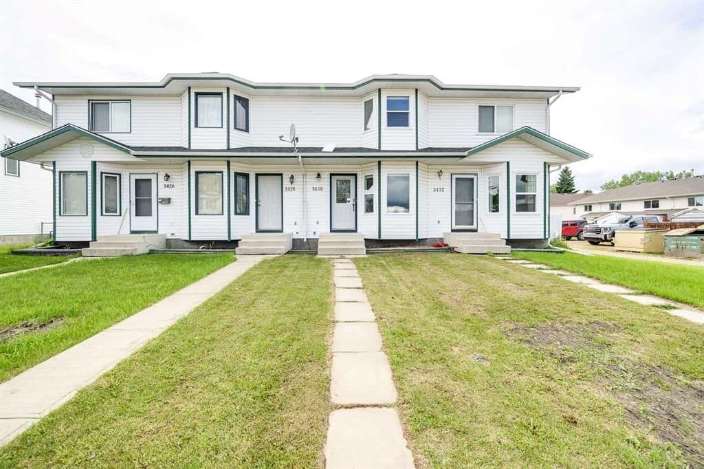 Sold property in Downtown Lacombe
