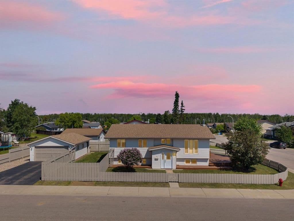 Sold property in Thickwood
