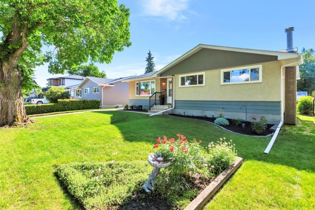 Sold property in Downtown Lacombe