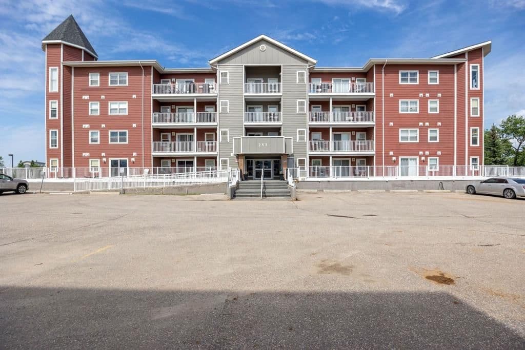 Sold property in Gregoire Park