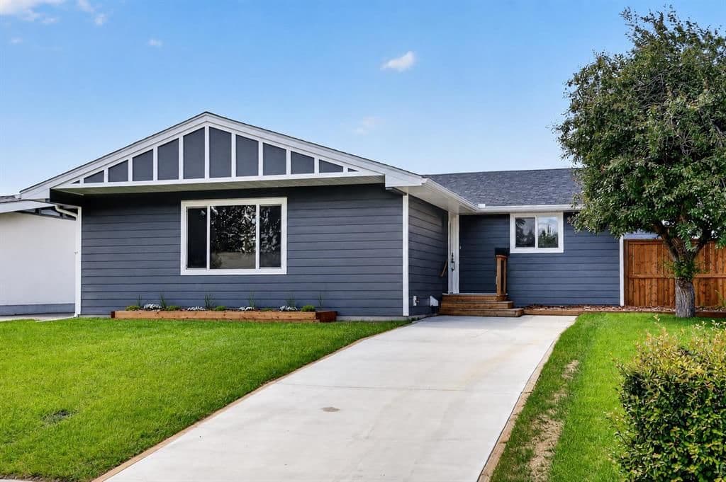 Sold property in Acadia