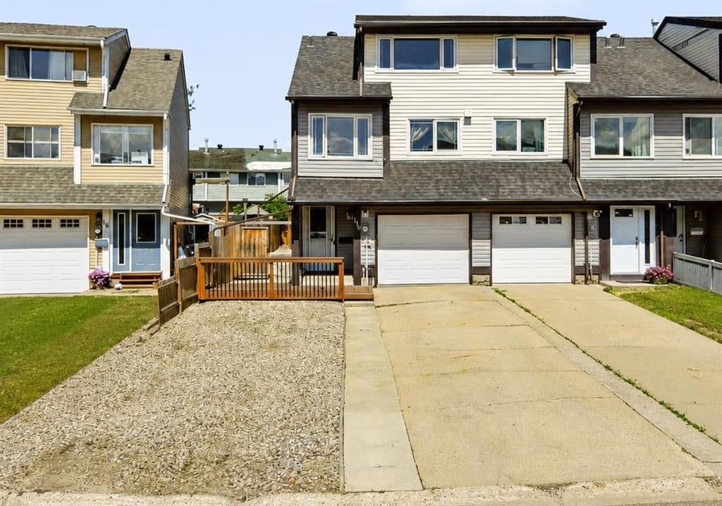 Sold property in Thickwood