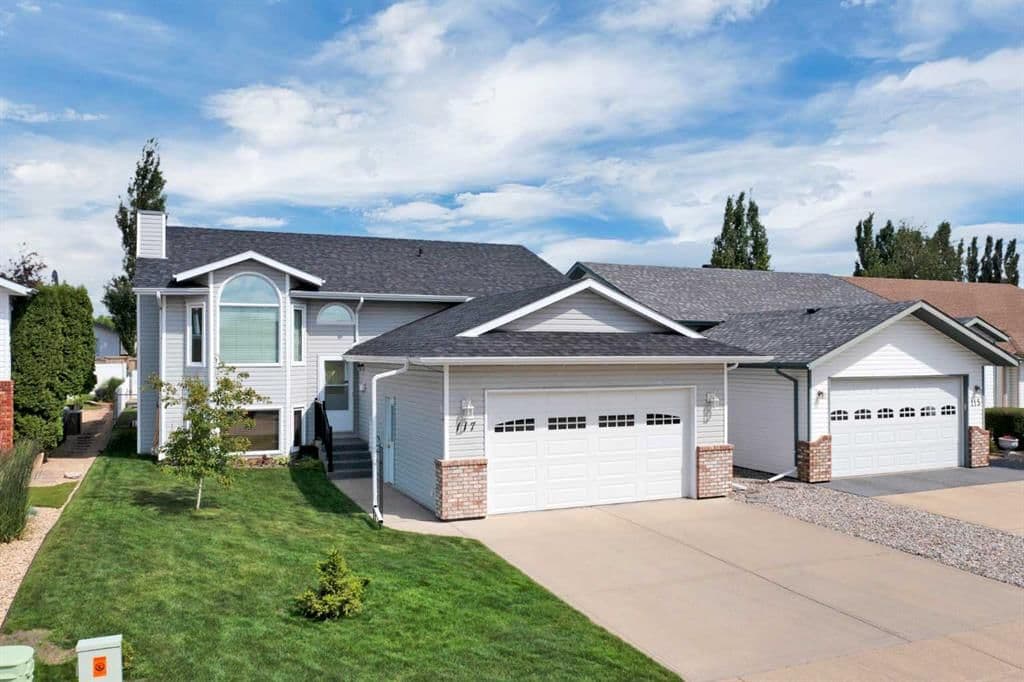 Sold property in Deer Park Village