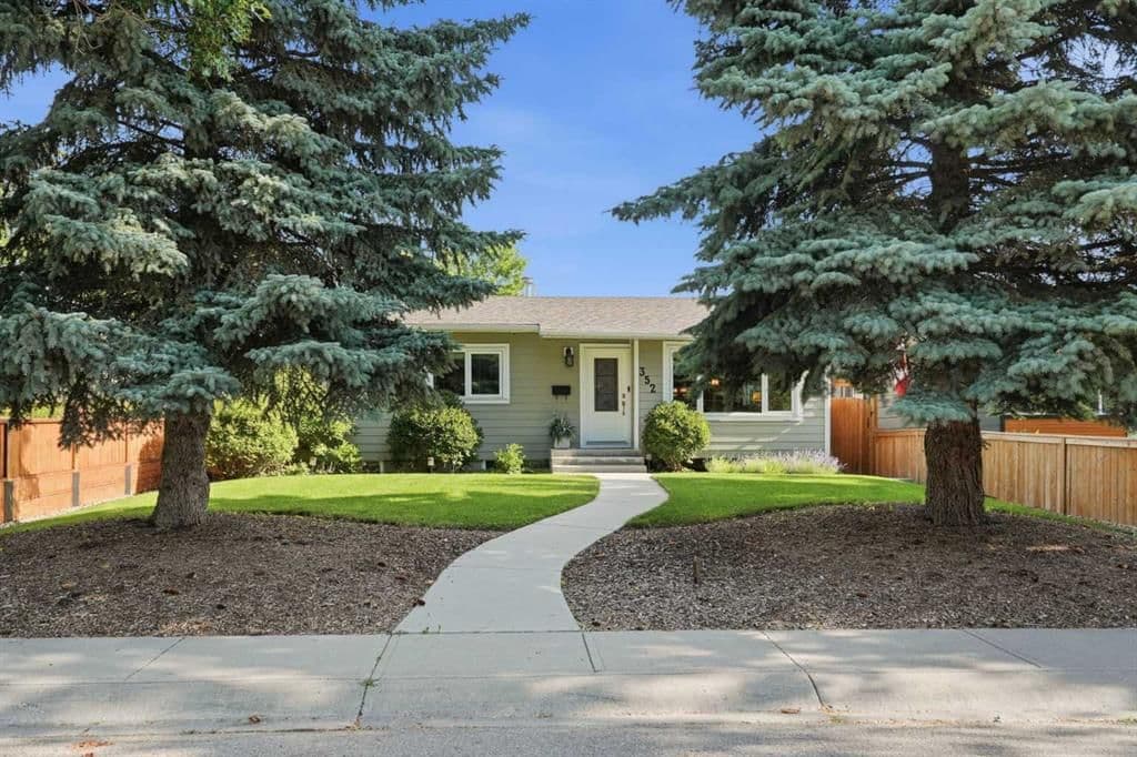 Sold property in Acadia