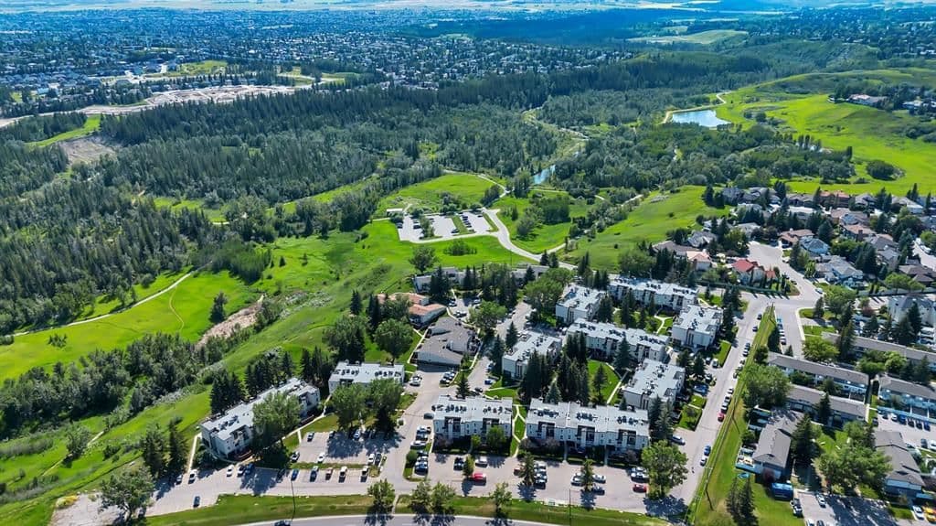 Sold property in Canyon Meadows