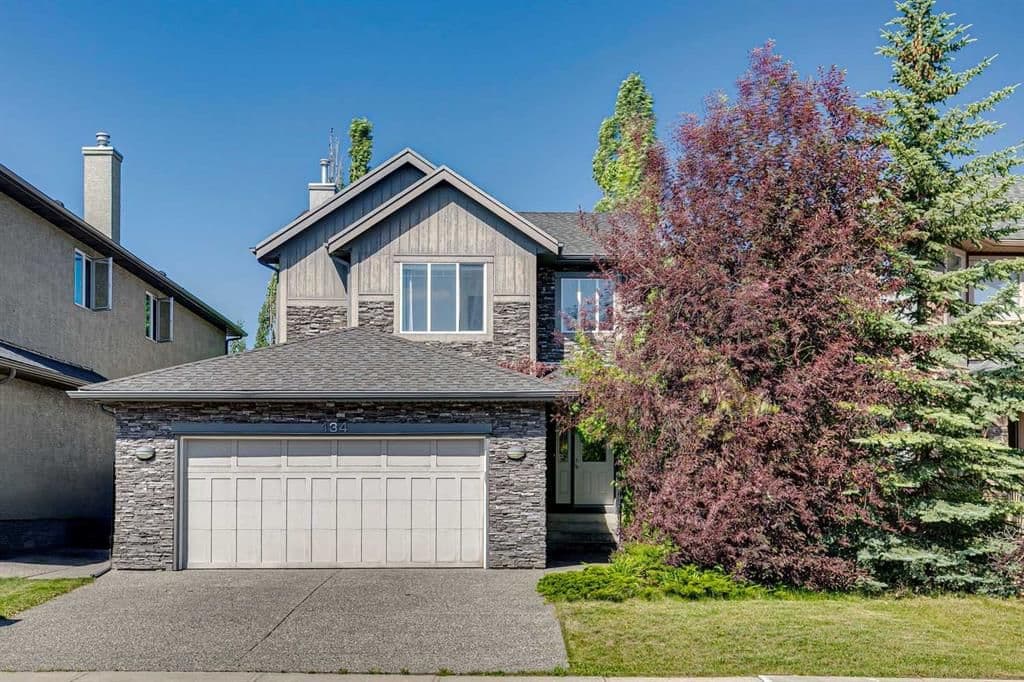 Sold property in Aspen Woods