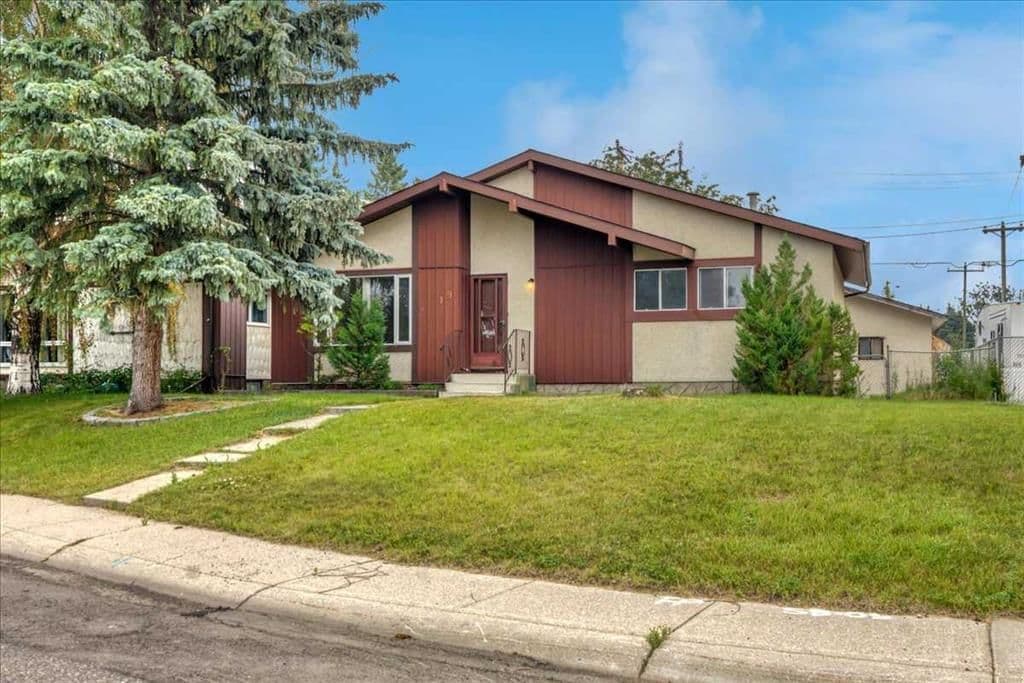 Sold property in Westmount_Strathmore