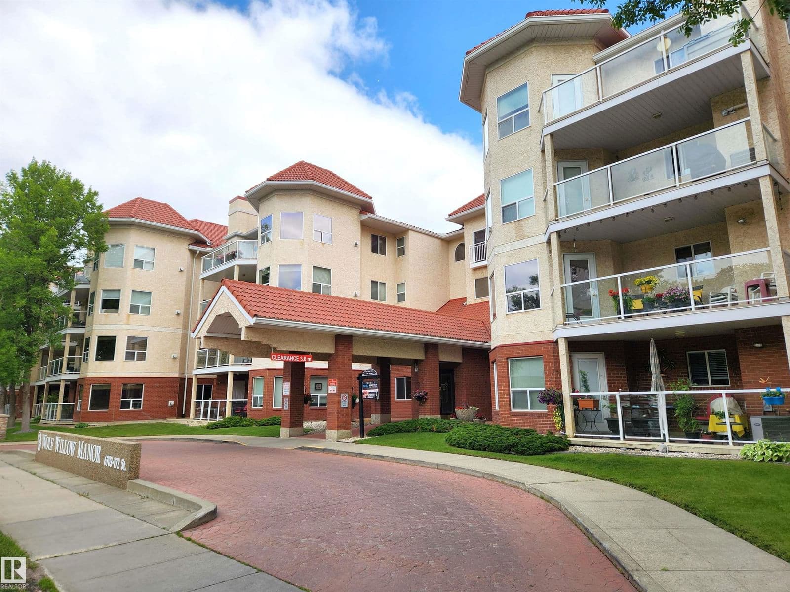 Sold property in Callingwood South