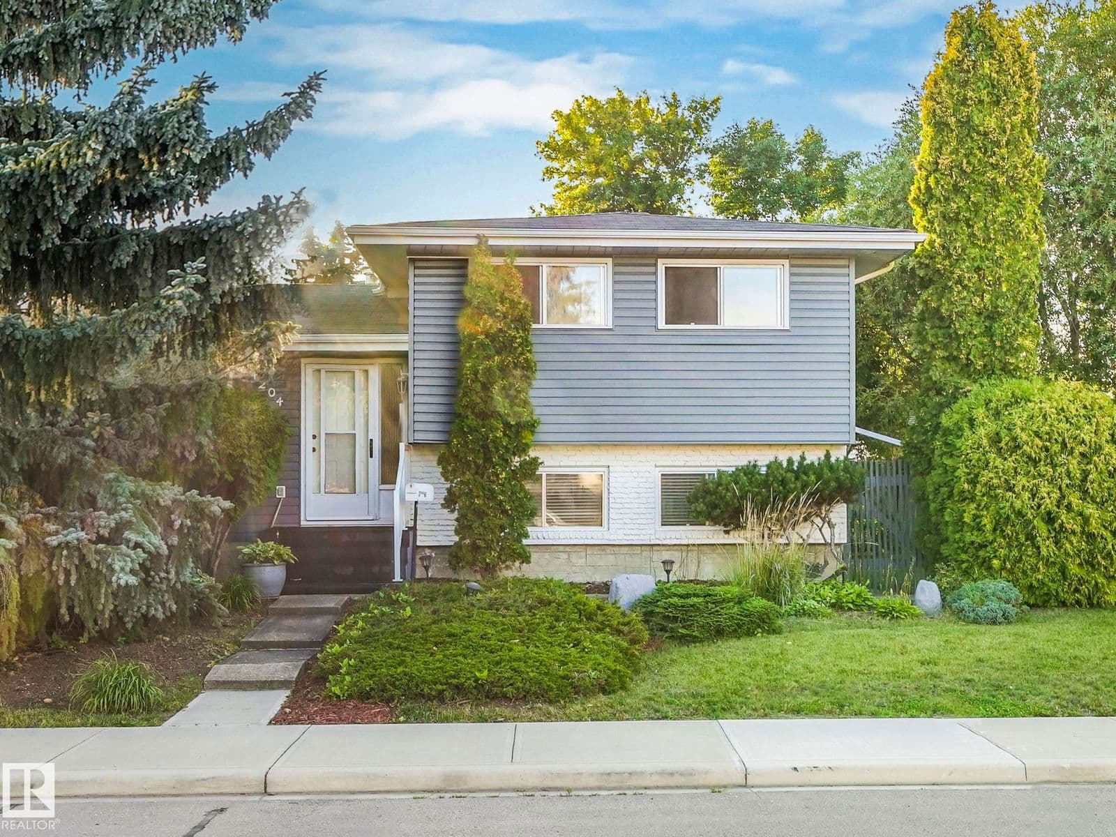 Sold property in Royal Gardens (Edmonton)