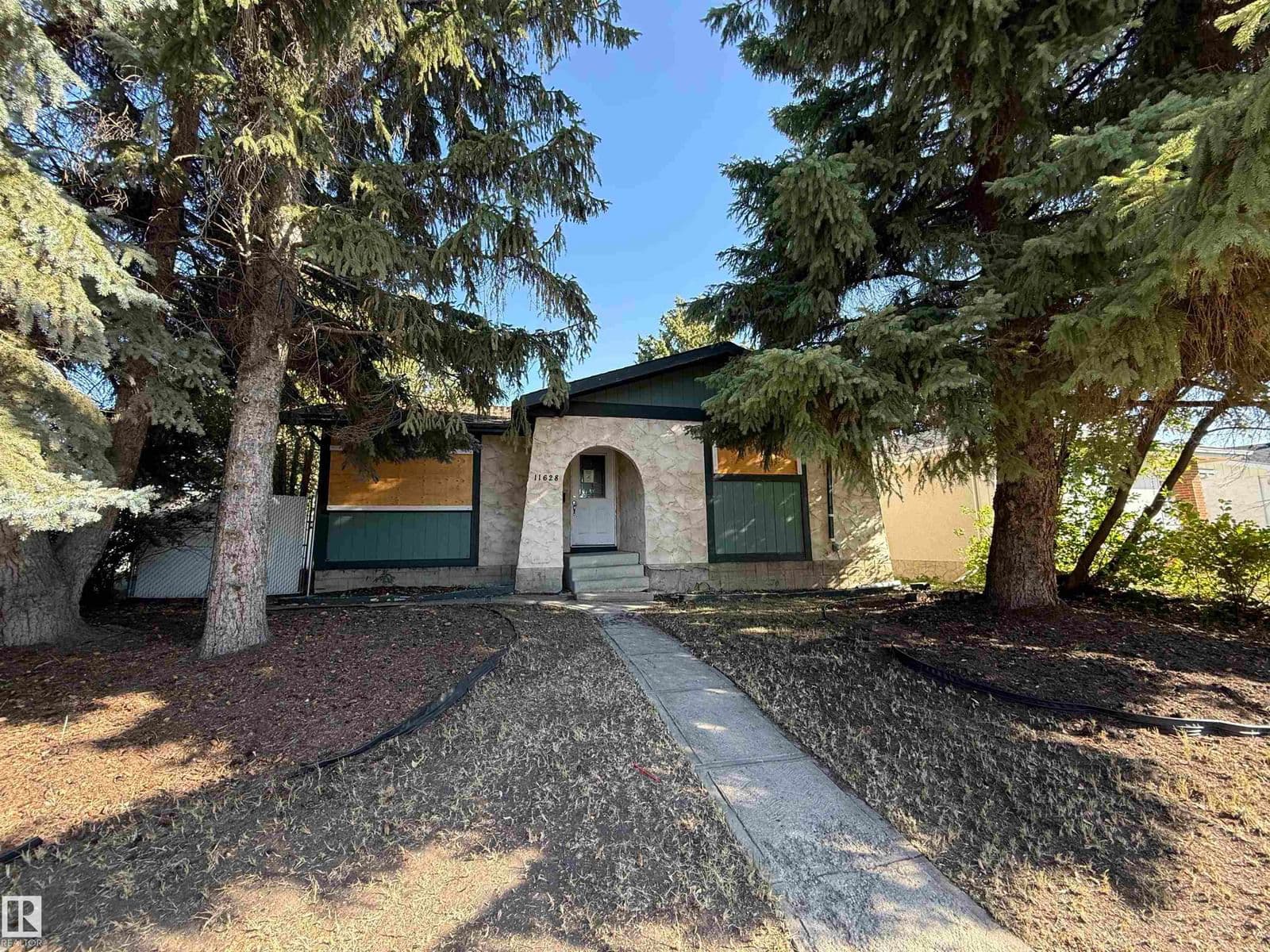 Sold property in Caernarvon