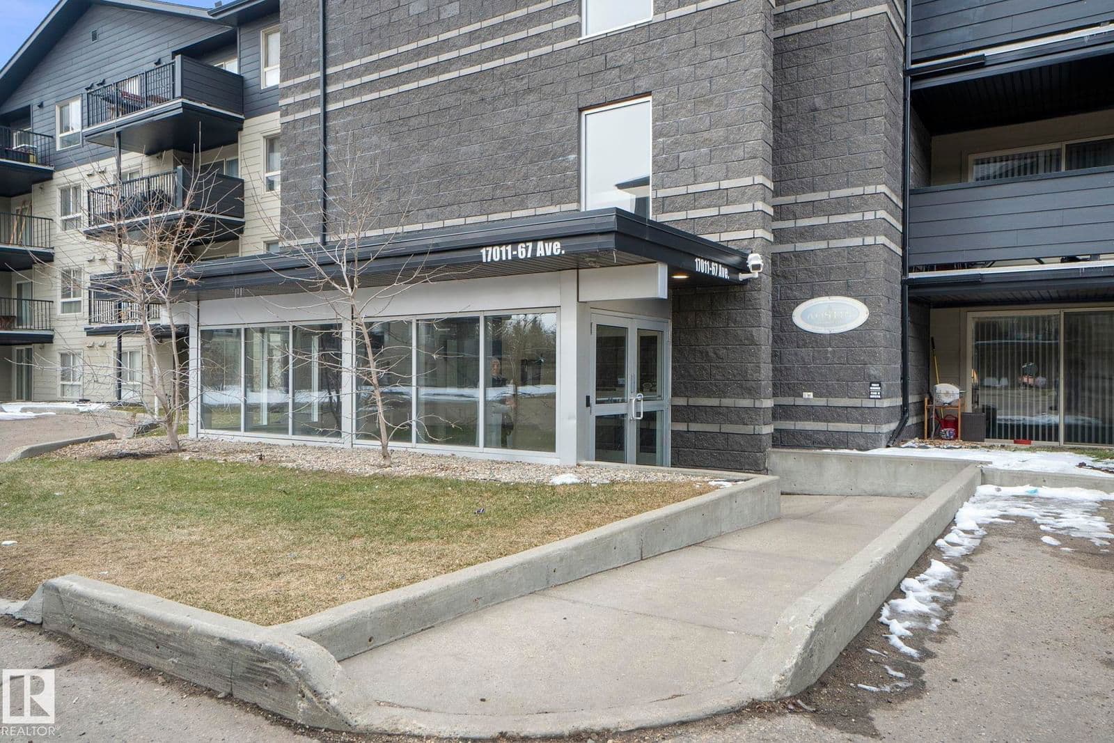 Sold property in Callingwood South