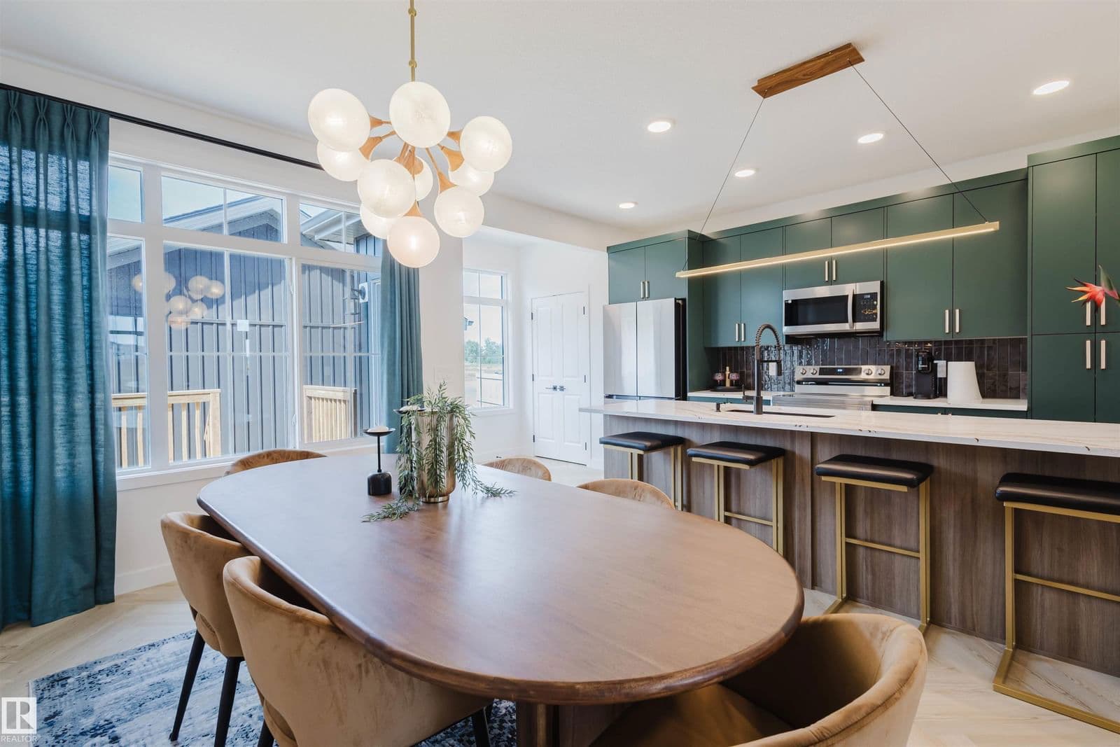 Sold property in Kinglet Gardens