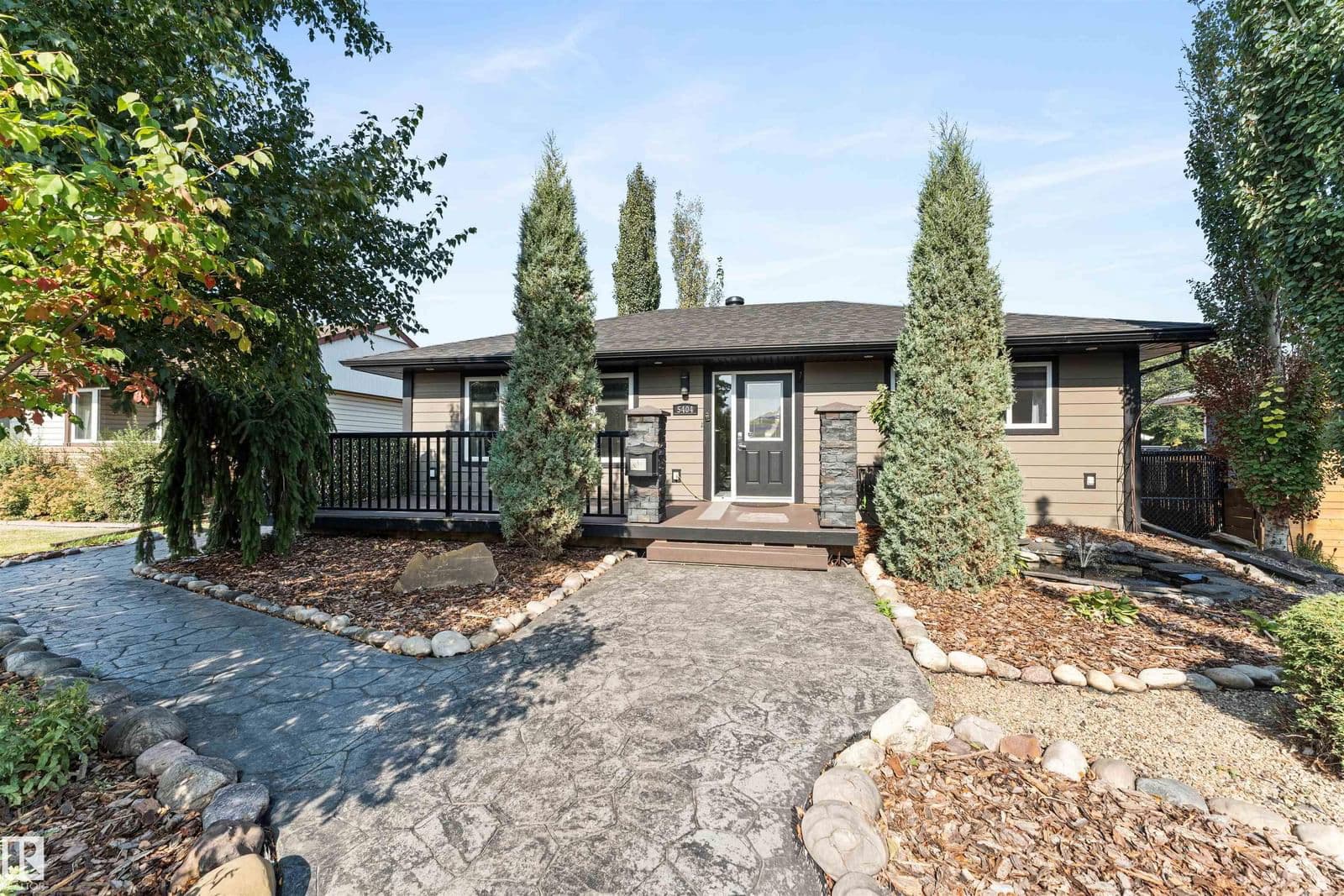 Sold property in Fulton Place