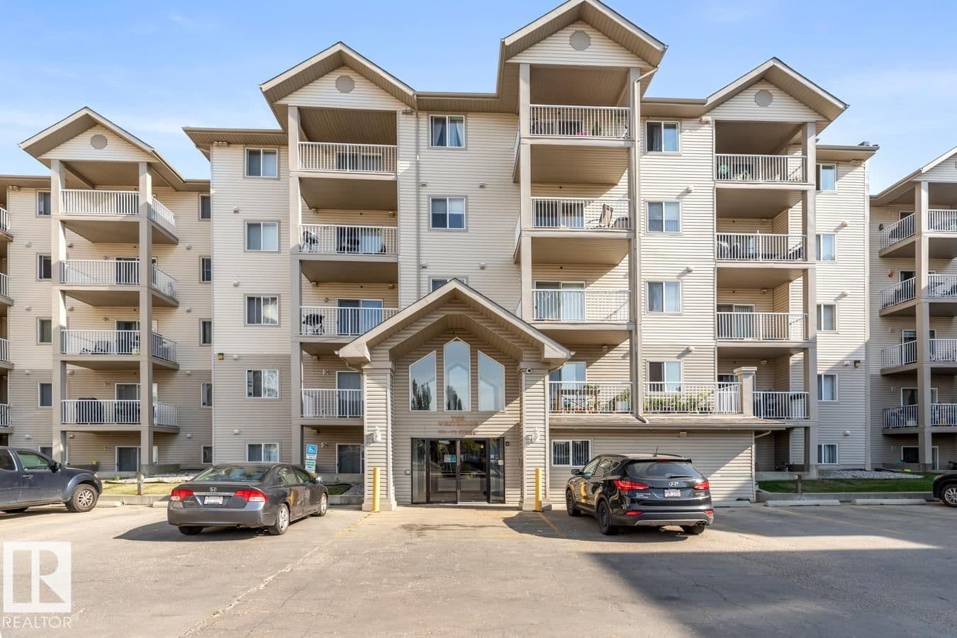 Sold property in Callingwood North