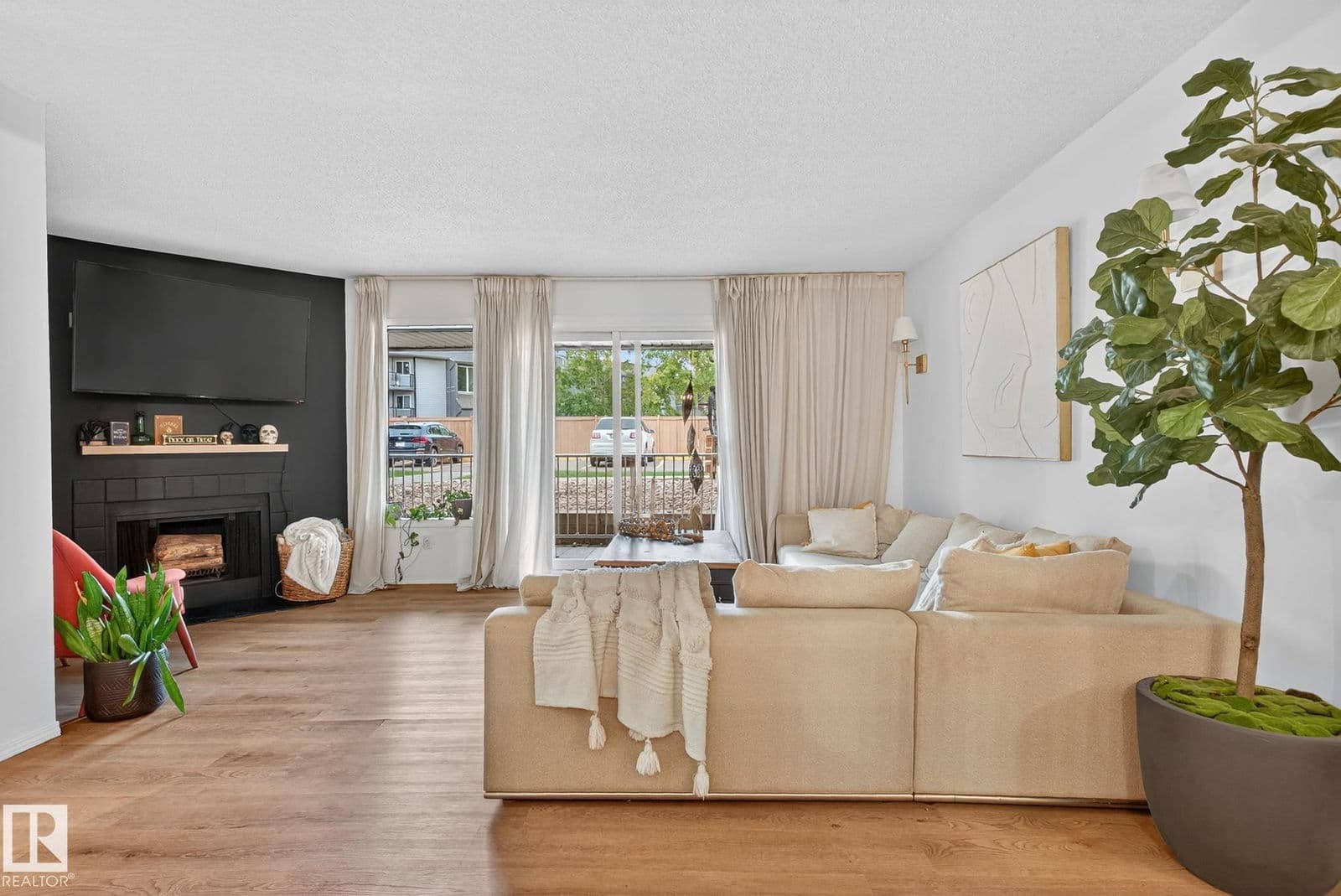 Sold property in Ermineskin