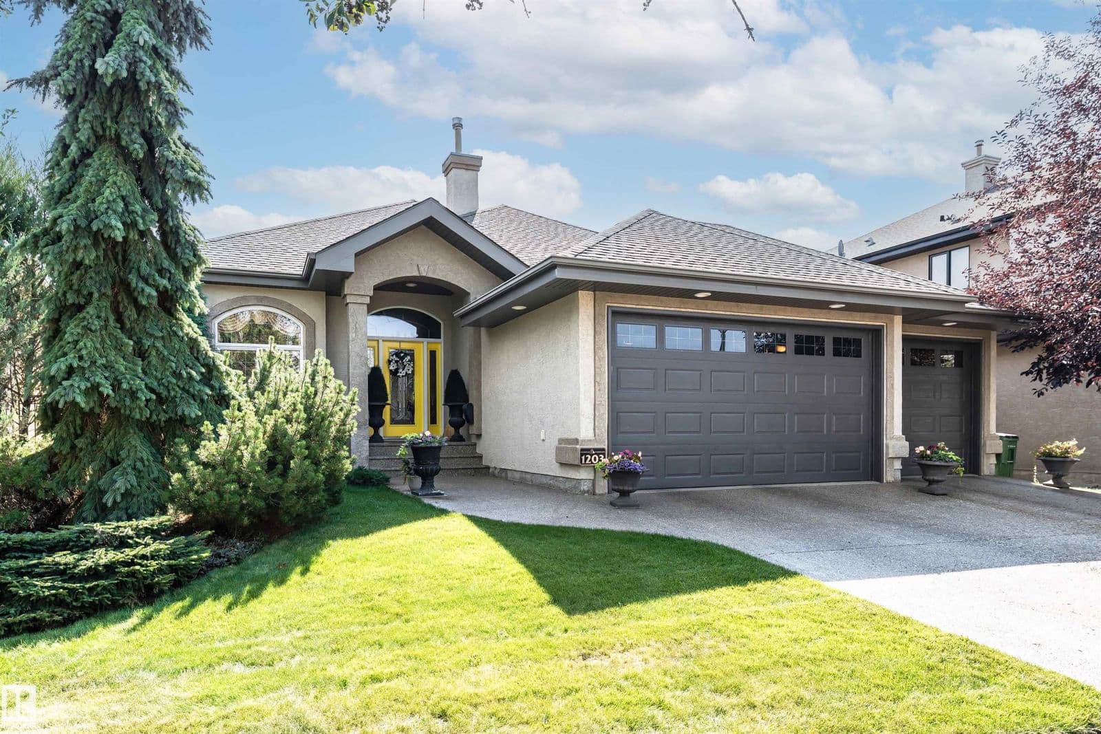 Sold property in Hodgson