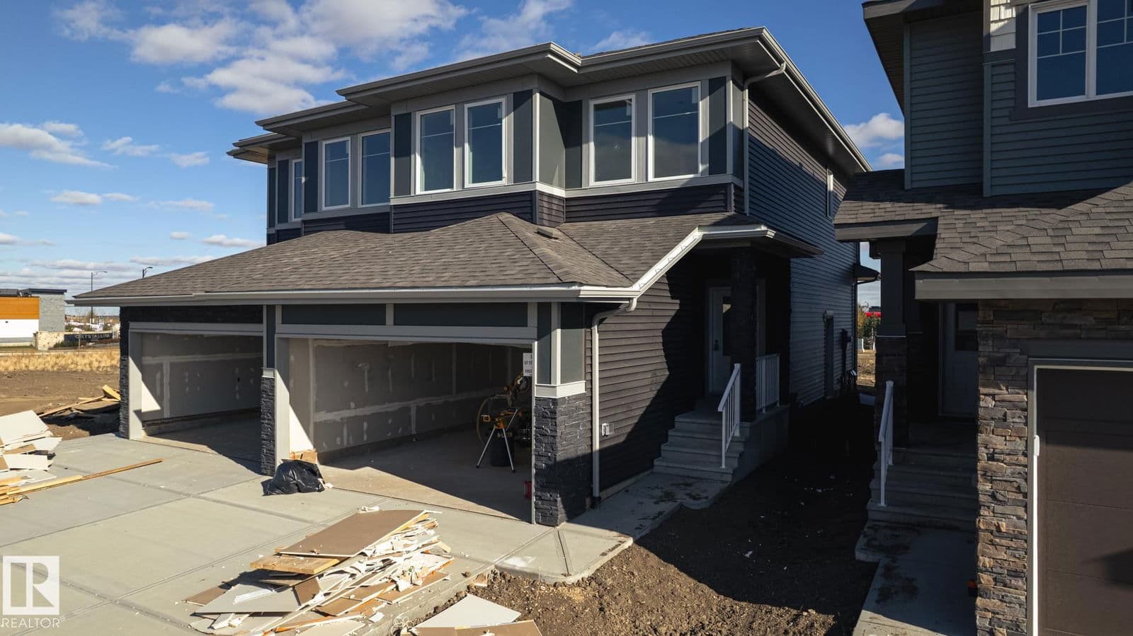 Sold property in Crystallina Nera East