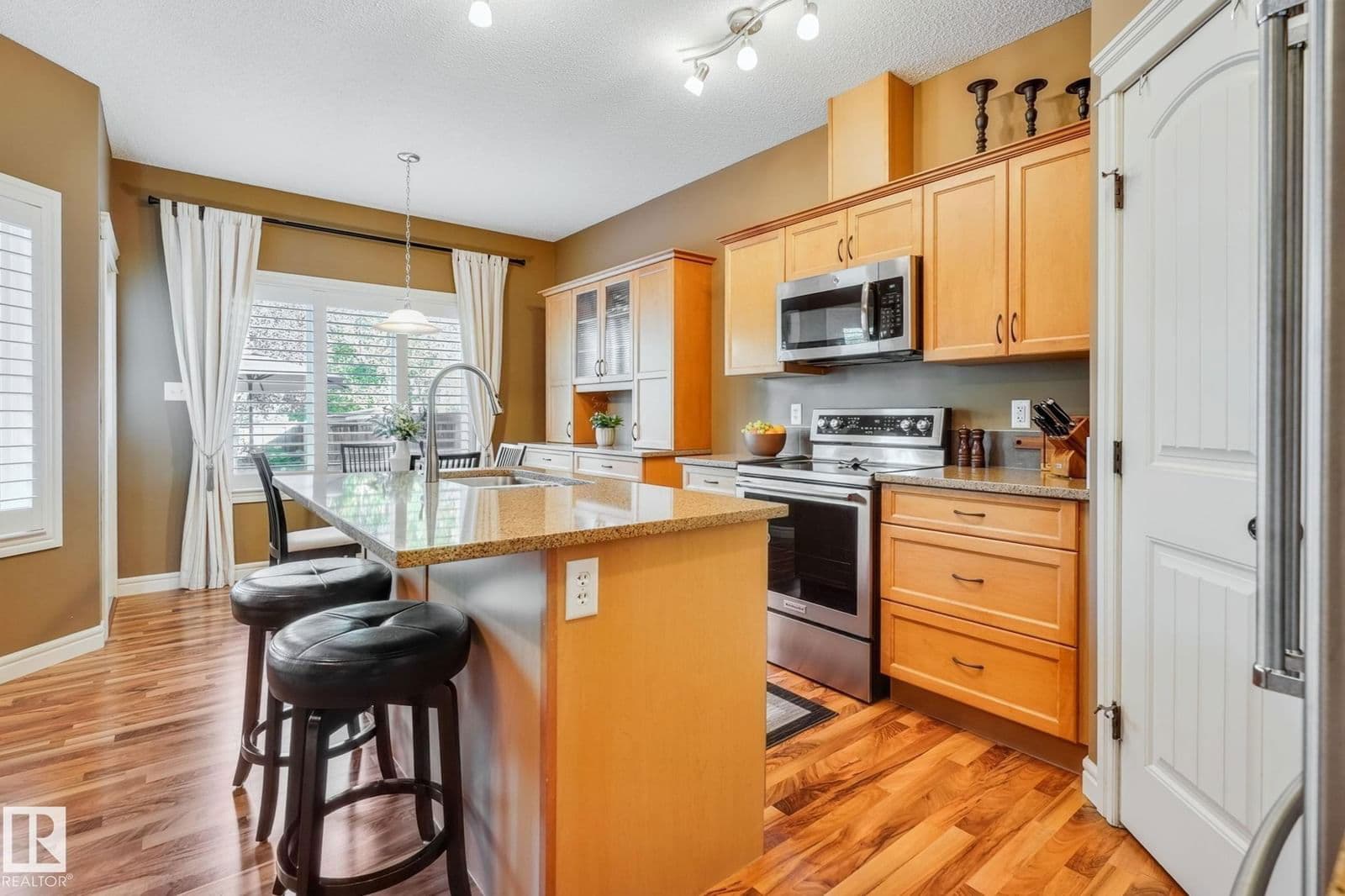 Sold property in Rutherford (Edmonton)