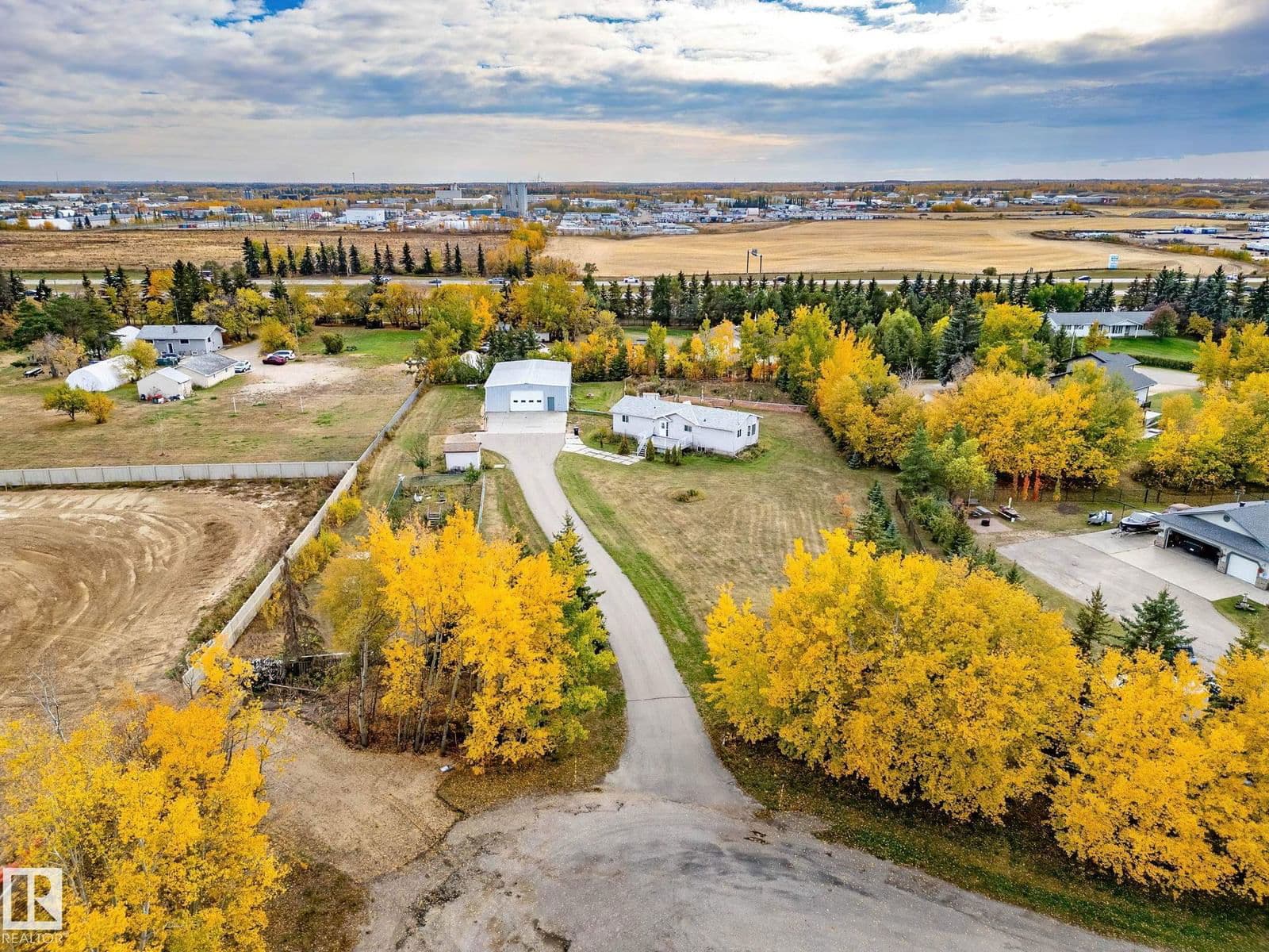 Sold property in Kinglet Gardens