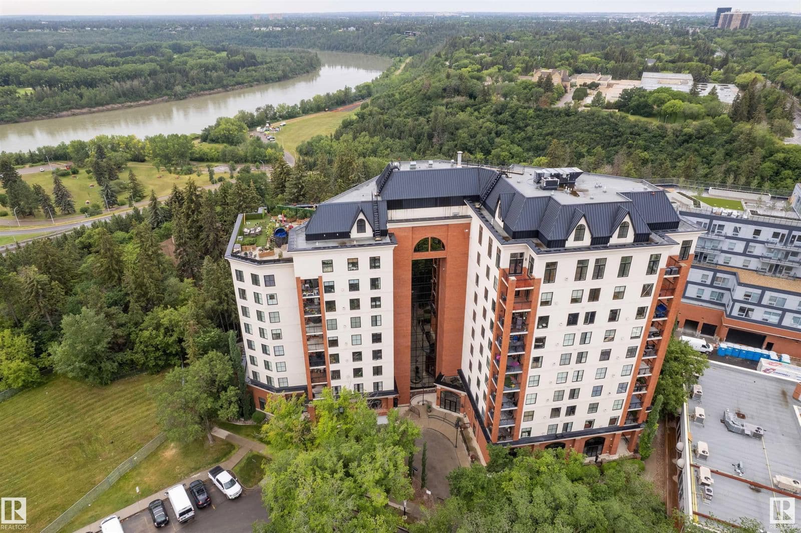 Sold property in Westmount