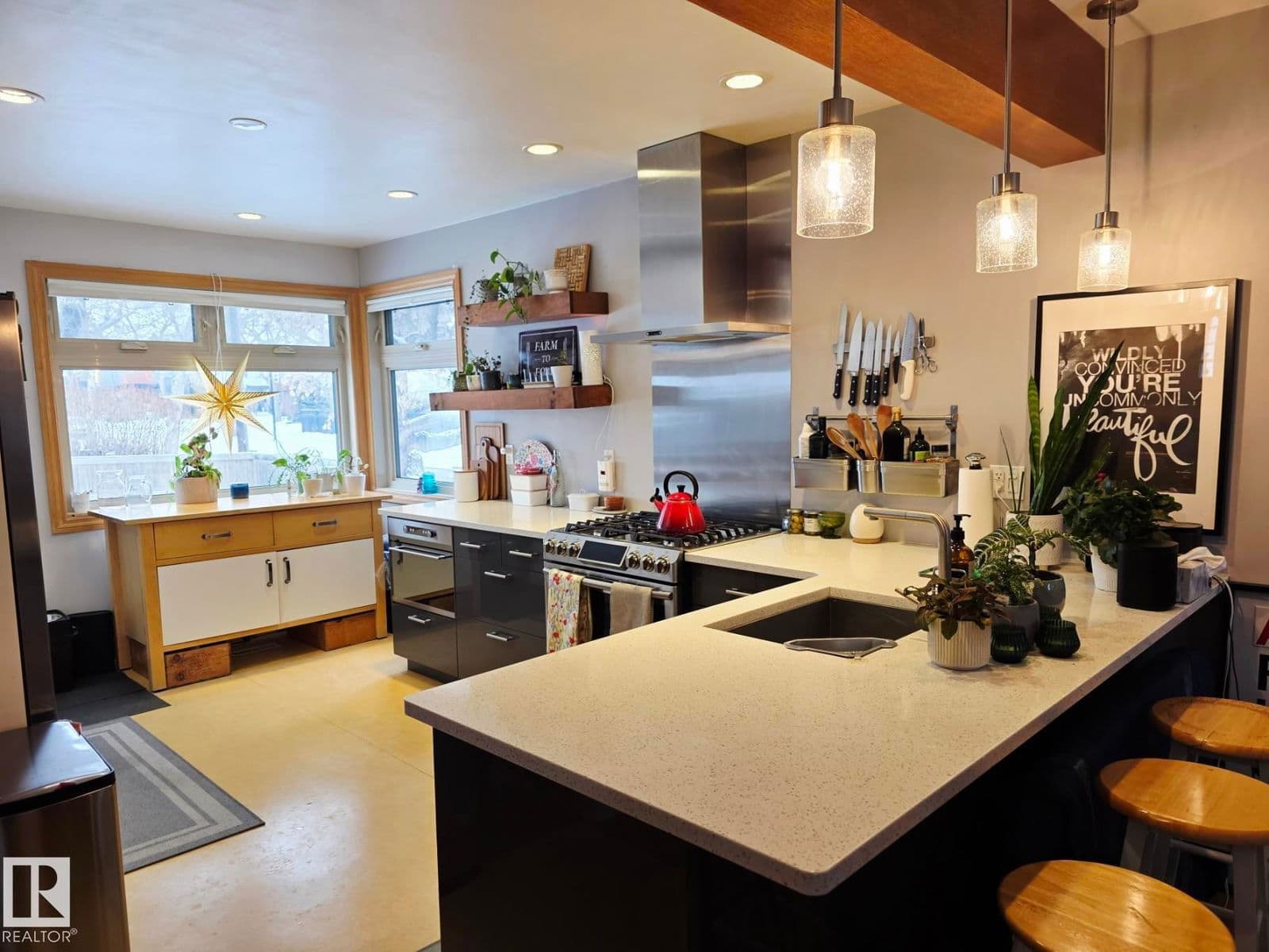 Sold property in Westmount