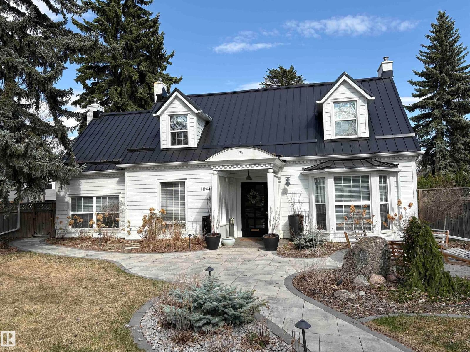 Sold property in Glenora