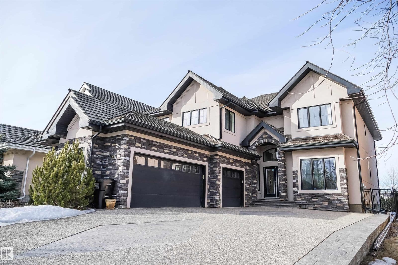 Sold property in MacTaggart