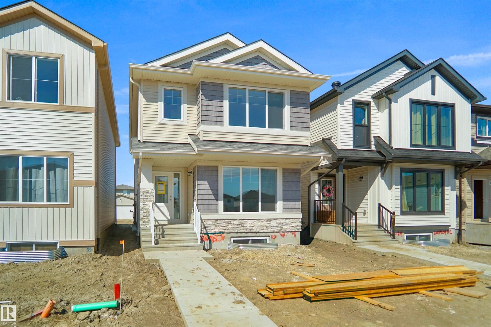 Sold property in Crystallina Nera East