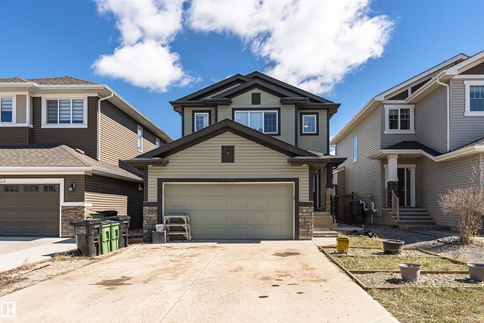 Sold property in Crystallina Nera West