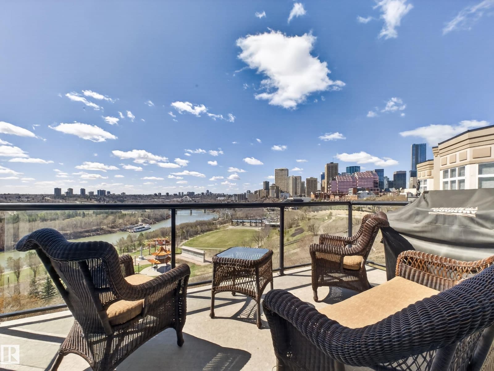 Sold property in Riverdale