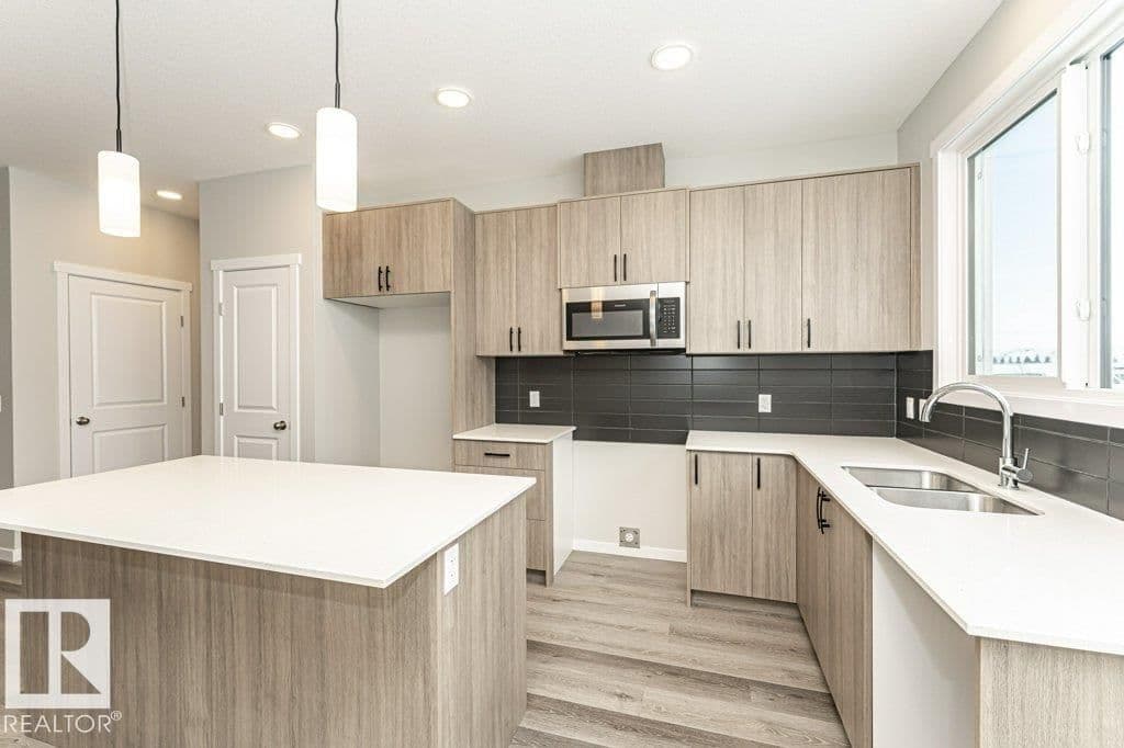Sold property in Dansereau Meadows