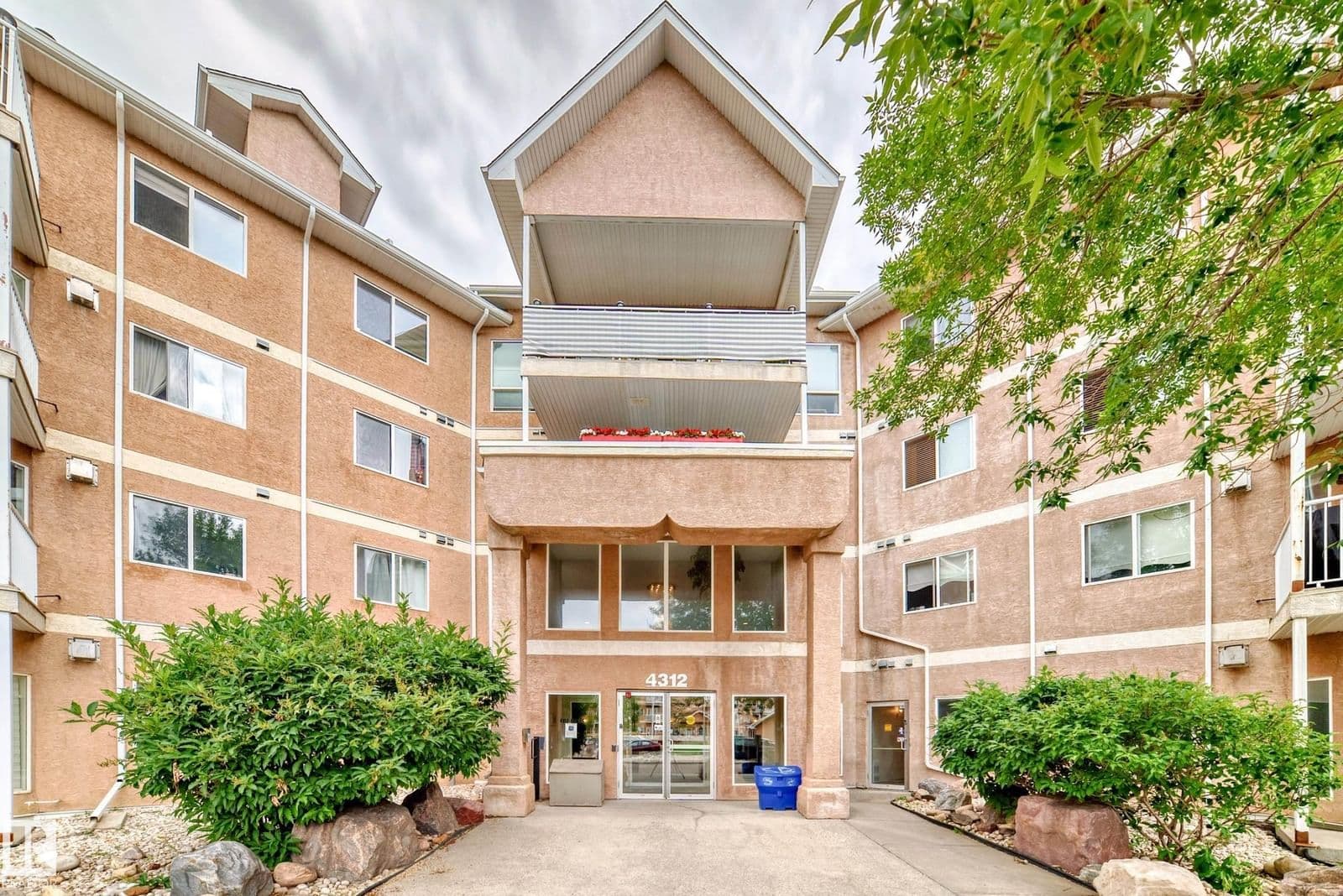 Sold property in Clareview Town Centre