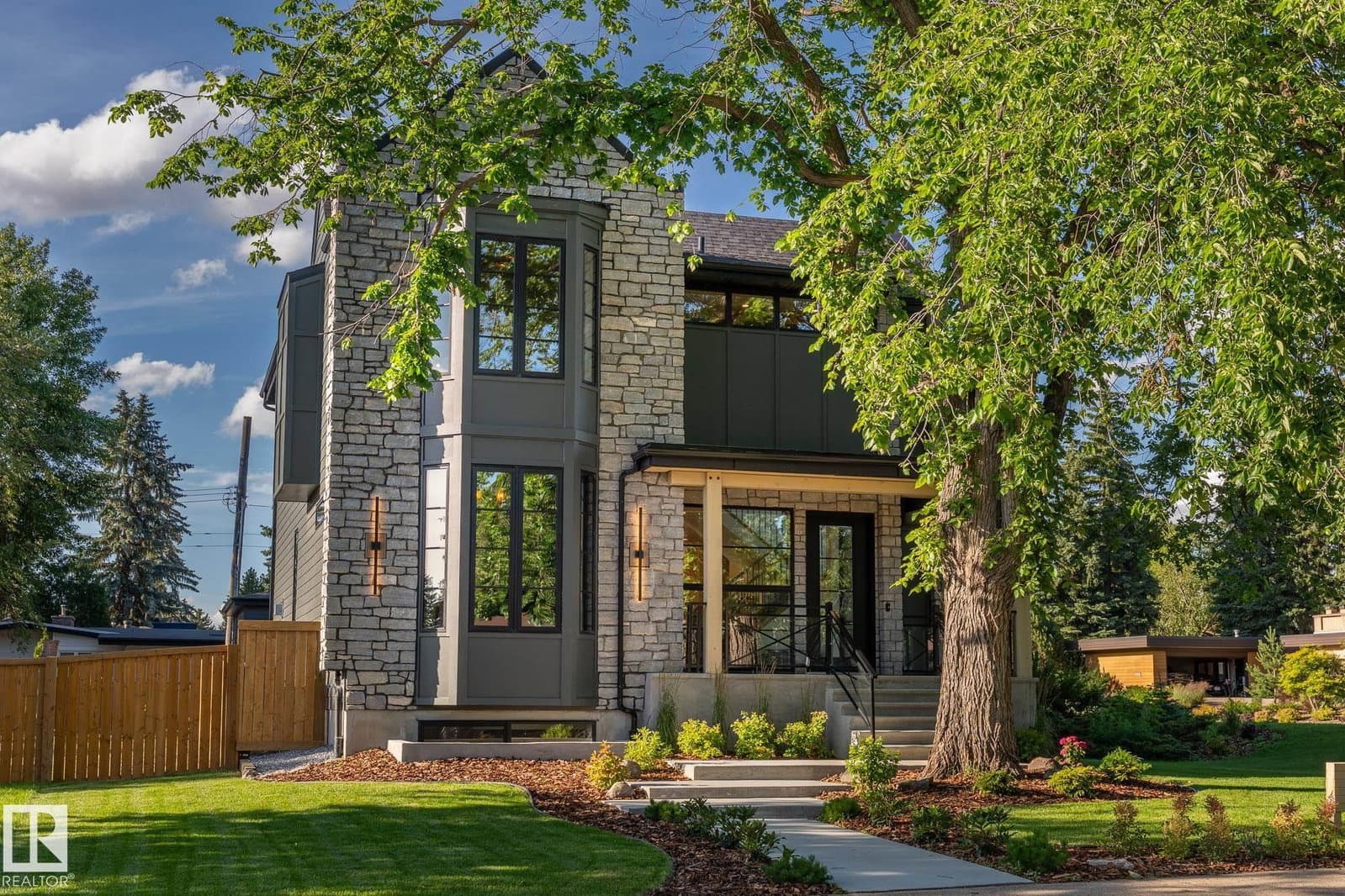 Sold property in Laurier Heights