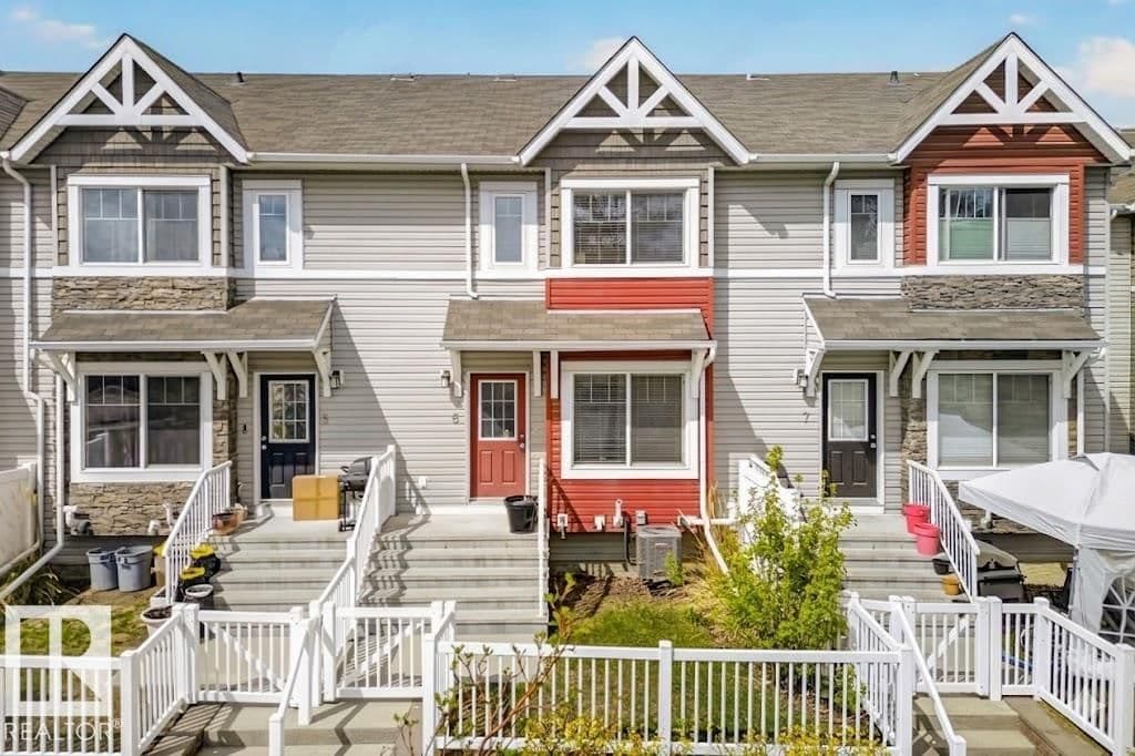 Sold property in Caernarvon