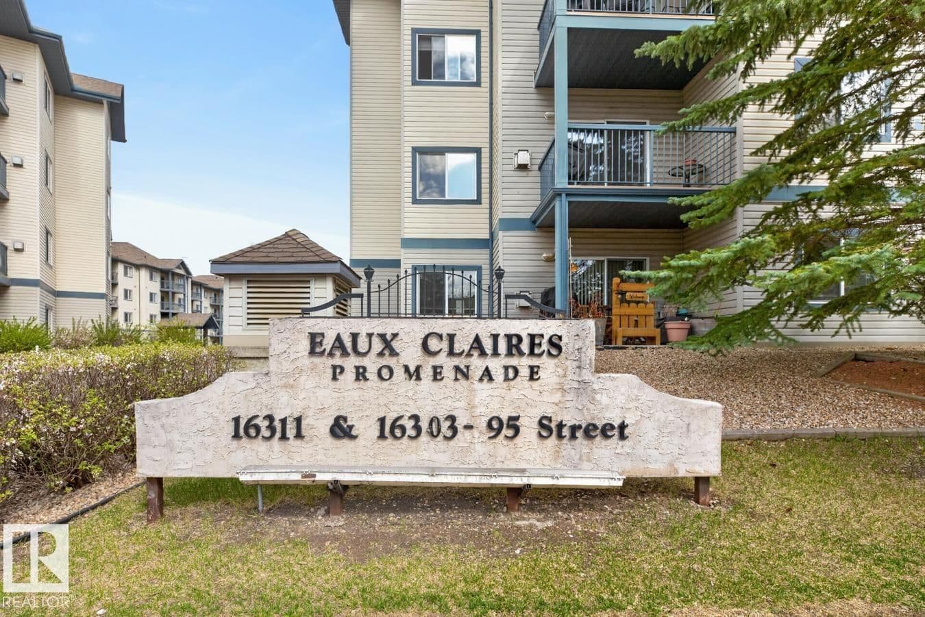 Sold property in Eaux Claires