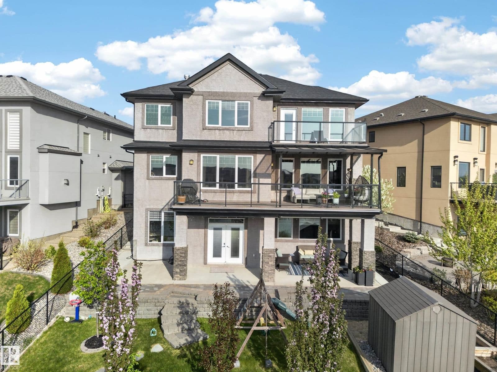 Sold property in Crystallina Nera West