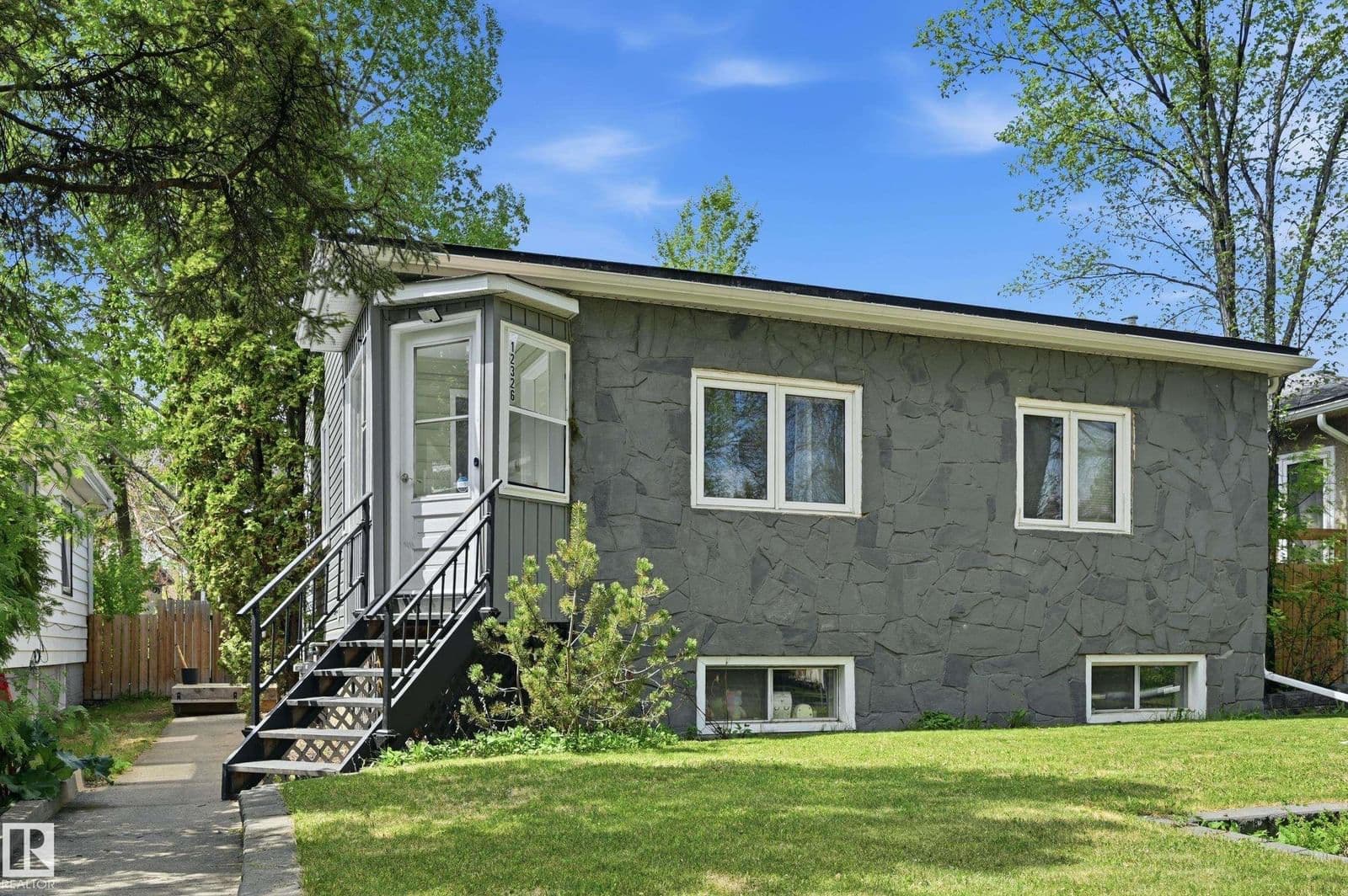 Sold property in Delton