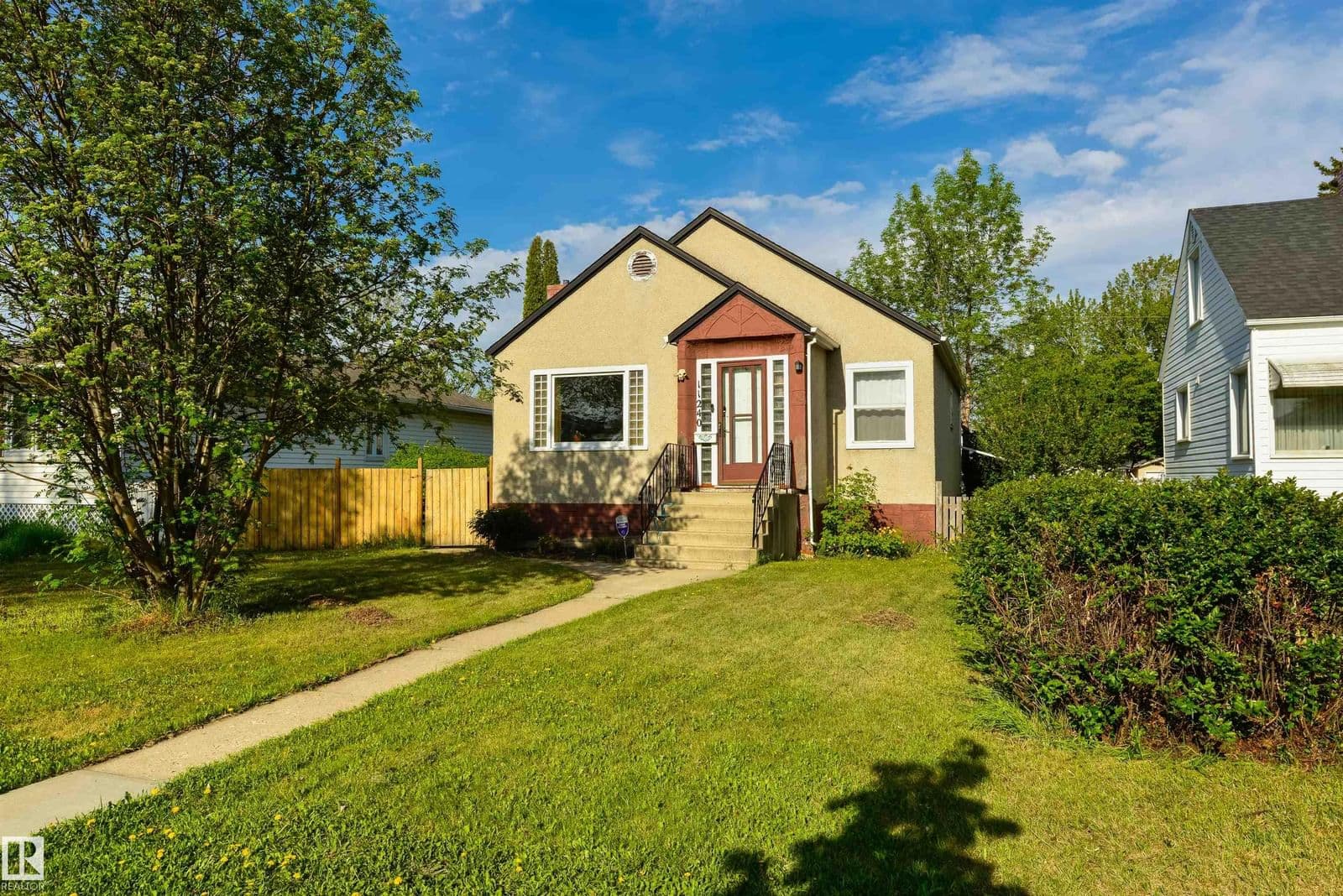 Sold property in Spruce Avenue