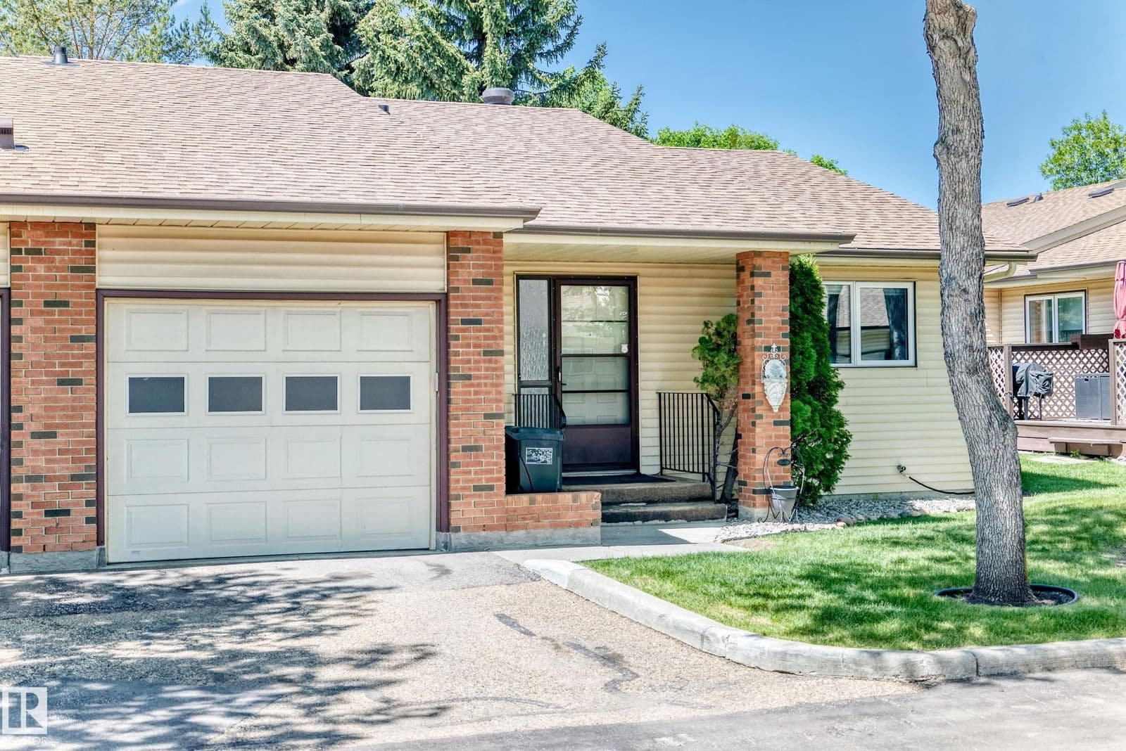 Sold property in Bearspaw (Edmonton)