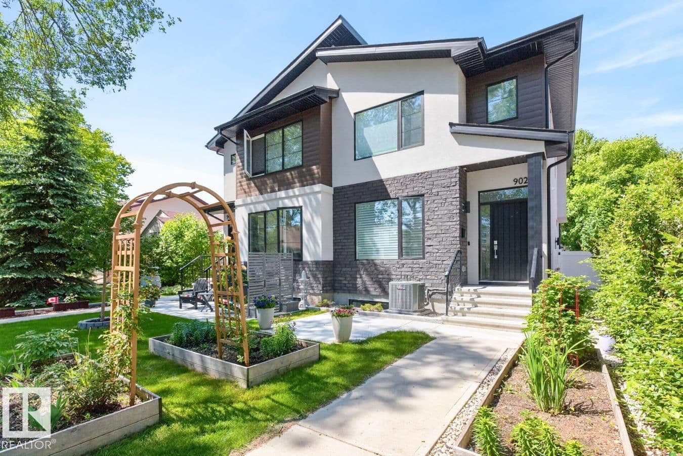 Sold property in Bonnie Doon
