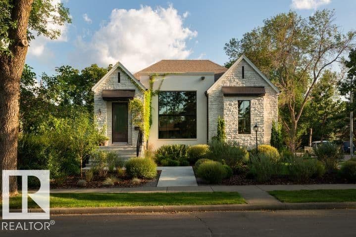 Sold property in Holyrood
