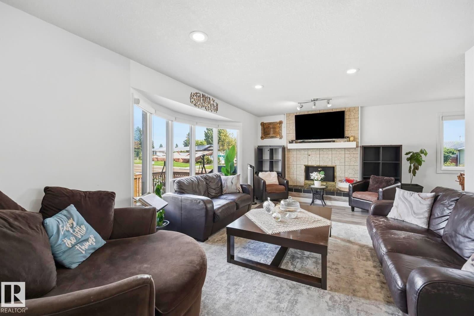 Sold property in Caernarvon