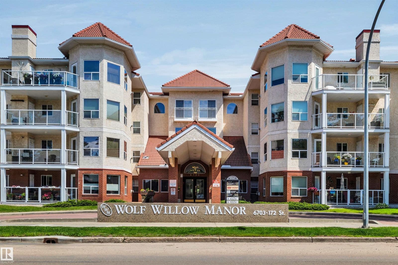 Sold property in Callingwood South